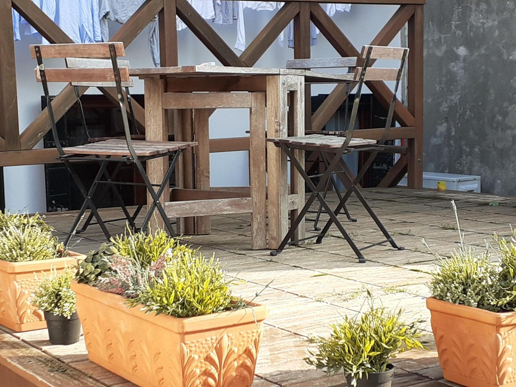 Apartment Mit Privater Terrasse *