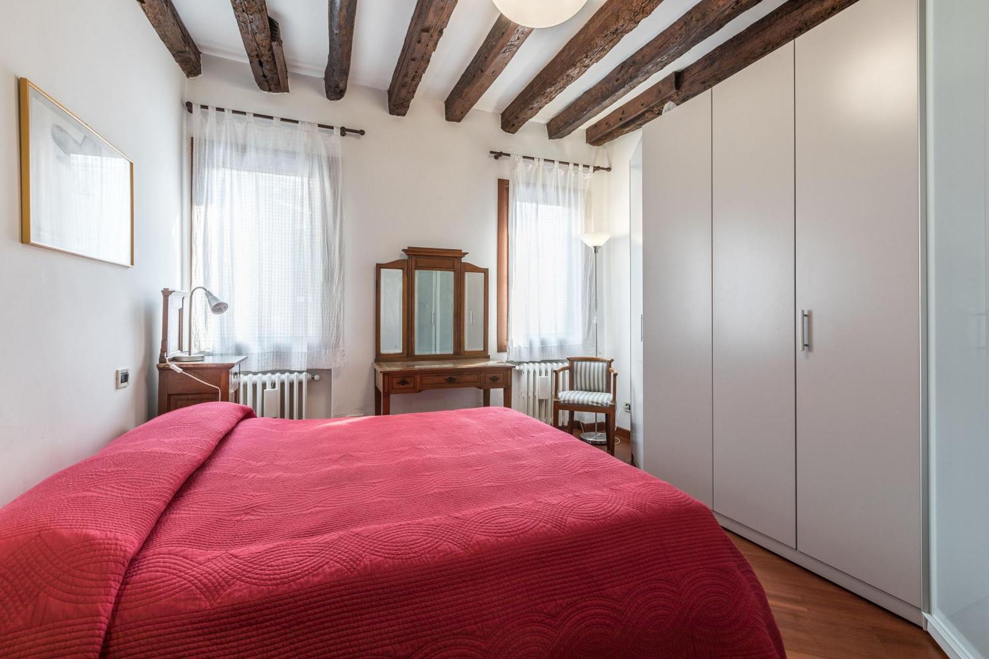 Mit Privater Terrasse Apartment